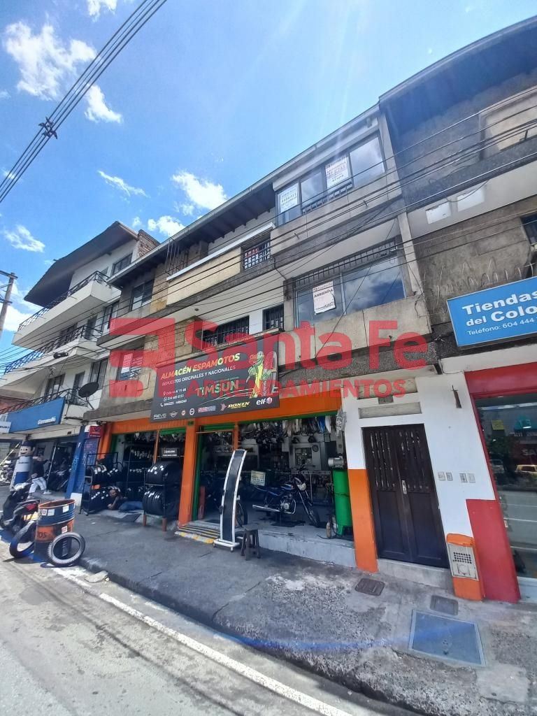 Apartamento en arriendo Antioquia Medellín Florida Nueva 120 m2 Habitaciones 4 Baños 2 Garajes 0 Precio $2500000