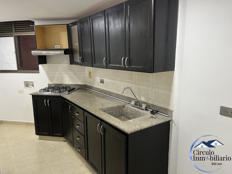 Apartamento en arriendo Antioquia Envigado La Paz 89 m2 Habitaciones 3 Baños 2 Garajes 1 Precio $2500000