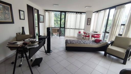 Consultorio en venta Antioquia Medellín Estadio 30 m2 Habitaciones 0 Baños 1 Garajes 0 Precio $230000000