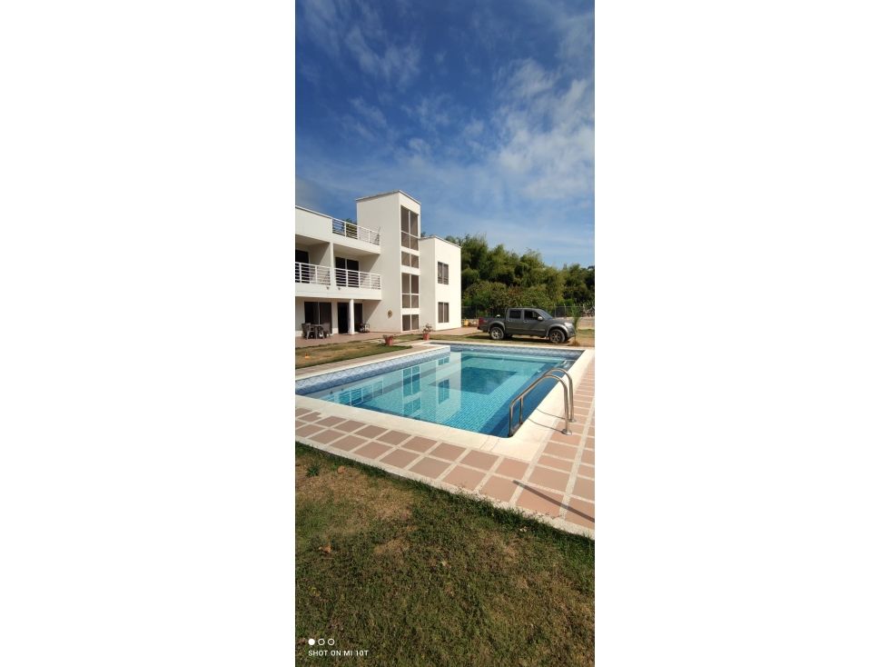 Casa Campestre en venta Valle Del Cauca Palmira Parque De La Italia 3365 m2 Habitaciones 6 Baños 6 Garajes 6 Precio $1940103700