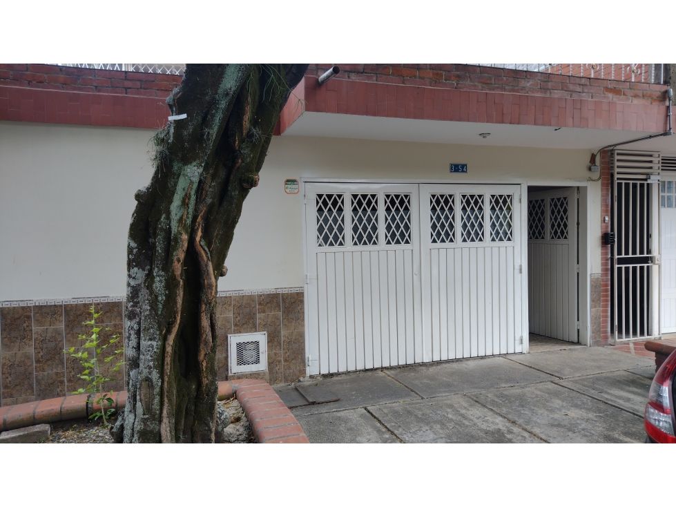 Casa en venta Valle Del Cauca Cali Santa Isabel 200 m2 Habitaciones 5 Baños 4 Garajes 1 Precio $700000000