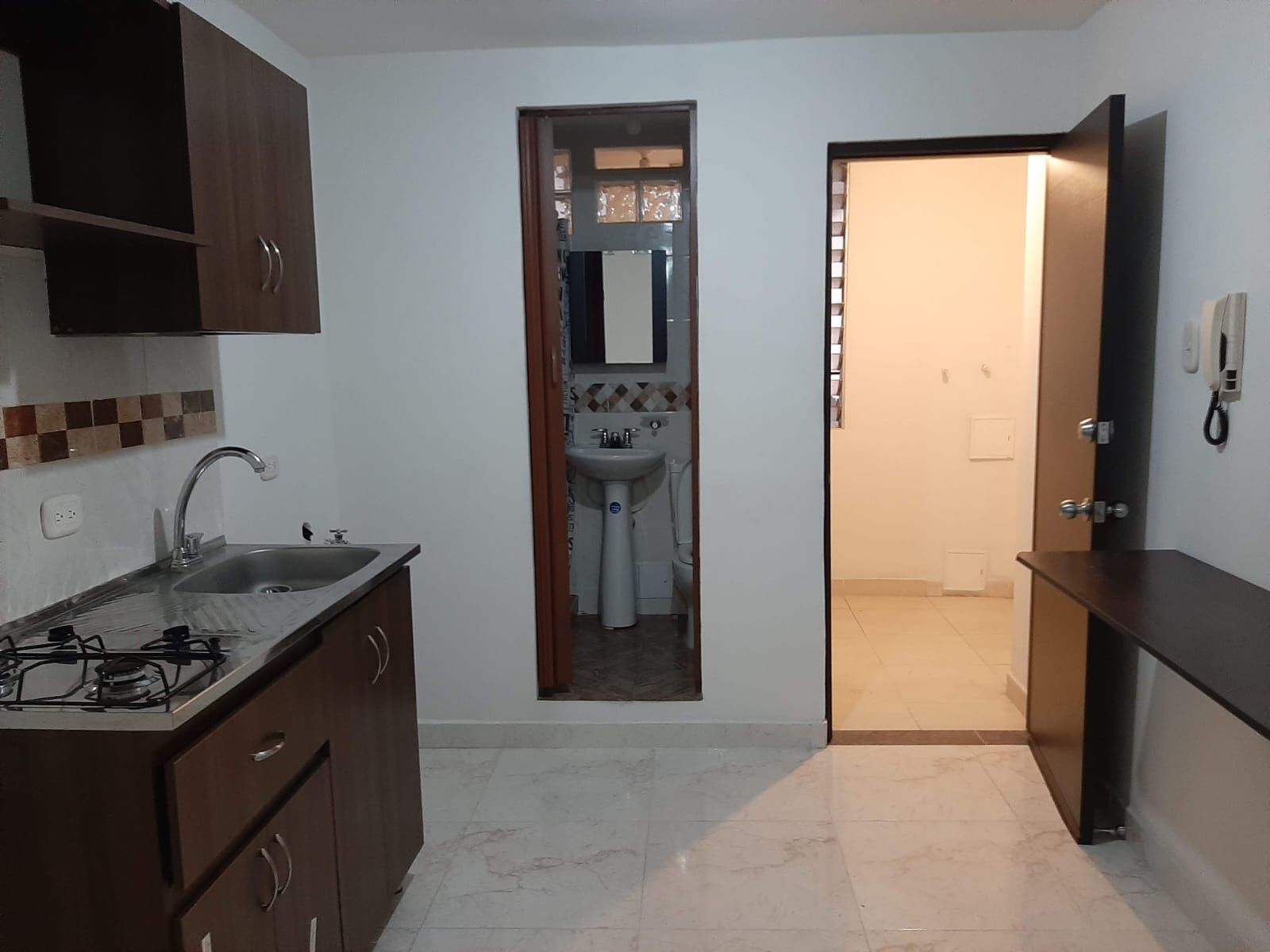 Apartaestudio en arriendo Risaralda Pereira San Jose Sur 26 m2 Habitaciones 1 Baños 1 Garajes 0 Precio $890000