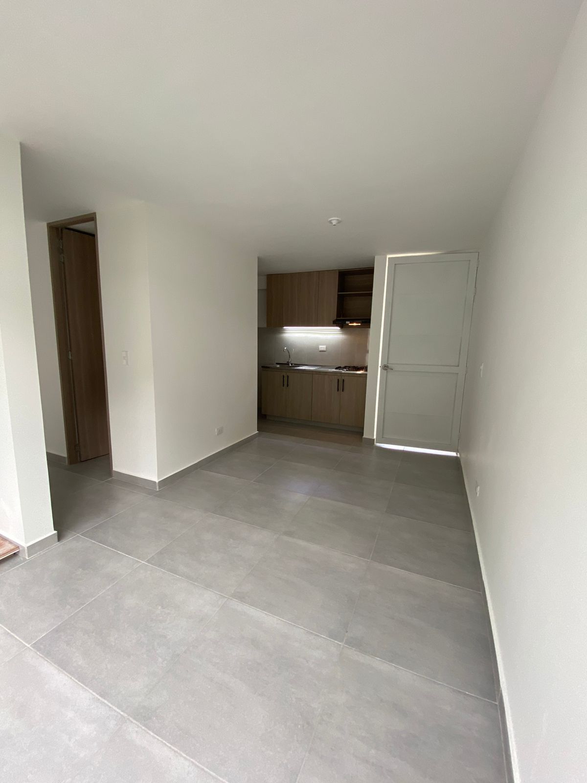 Apartamento en venta Risaralda Pereira El Plumon Alto 48 m2 Habitaciones 2 Baños 2 Garajes 1 Precio $240000000