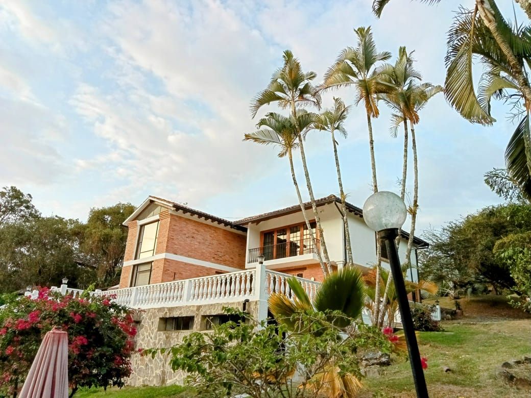 Finca en venta Cundinamarca Villeta Cayunda Bajo 6972 m2 Habitaciones 4 Baños 4 Garajes 0 Precio $2200000000