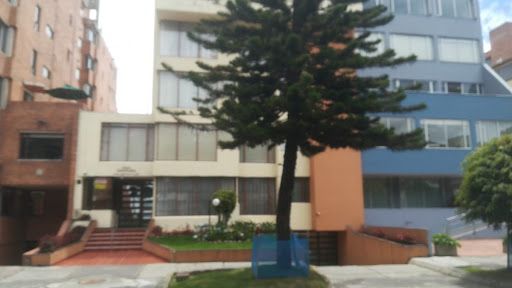 Apartamento en venta Cundinamarca Bogotá Santa Barbara Central 144 m2 Habitaciones 3 Baños 2 Garajes 1 Precio $750000000