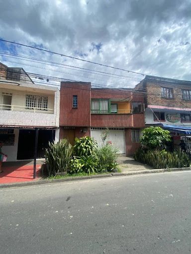 Apartamento en venta Risaralda Pereira San Nicolas 74 m2 Habitaciones 3 Baños 1 Garajes 0 Precio $220000000