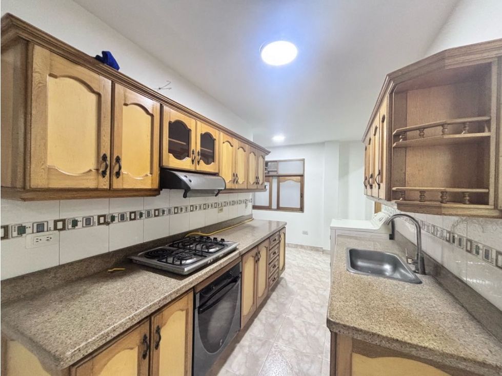 Apartamento en arriendo Antioquia Medellín Simon Bolivar 137 m2 Habitaciones 3 Baños 3 Garajes 0 Precio $3000000
