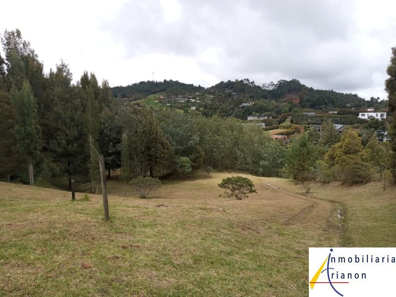 Lote en venta Antioquia Envigado Loma Del Atravesado 8200 m2 Habitaciones 0 Baños 0 Garajes 0 Precio $2600000000