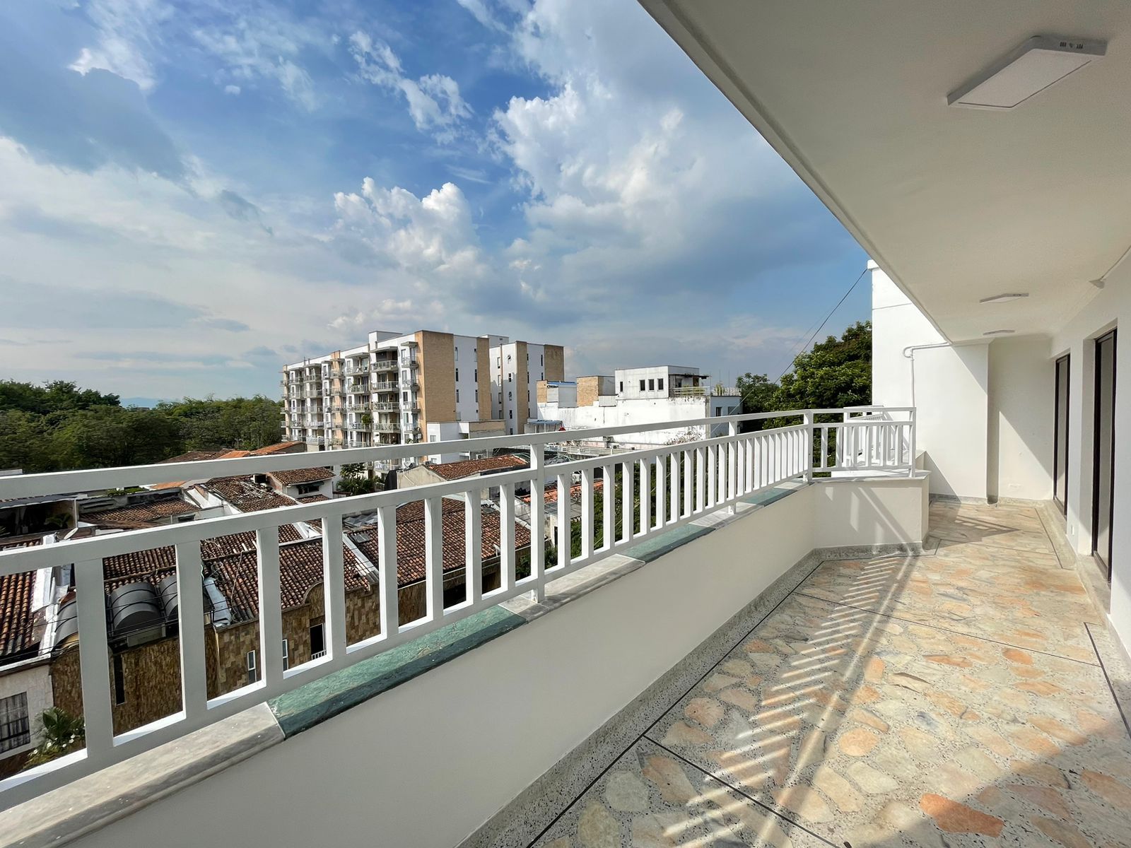 Apartamento en venta Valle Del Cauca Cali El Ingenio 162 m2 Habitaciones 3 Baños 3 Garajes 1 Precio $450000000