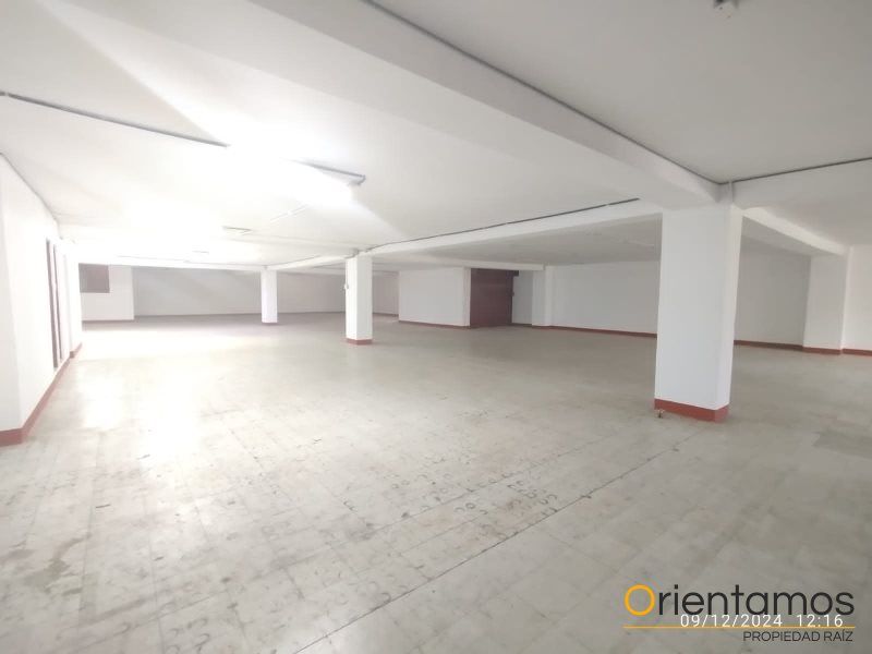 Bodega en arriendo Antioquia Medellín Caribe 530 m2 Habitaciones 0 Baños 3 Garajes 0 Precio $11000000