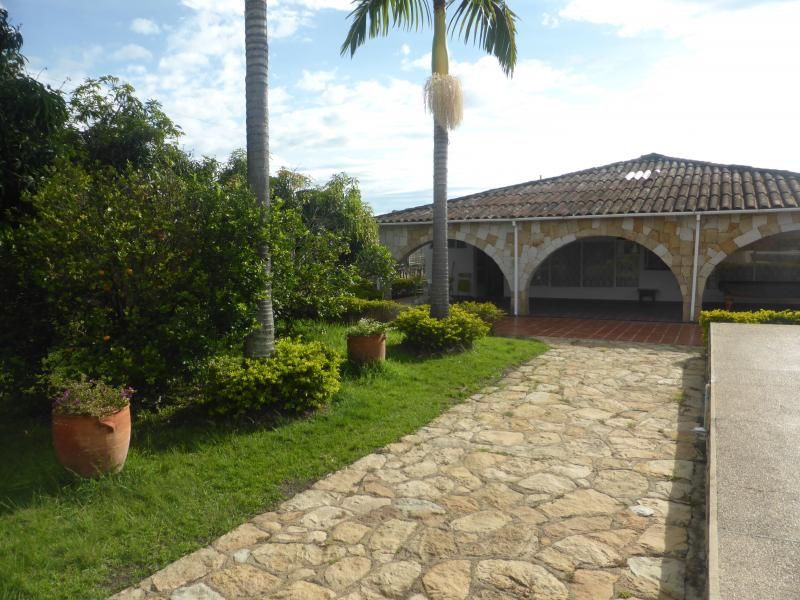 Casa Campestre en venta Cundinamarca Junín Junín 350 m2 Habitaciones 4 Baños 3 Garajes 1 Precio $850000000