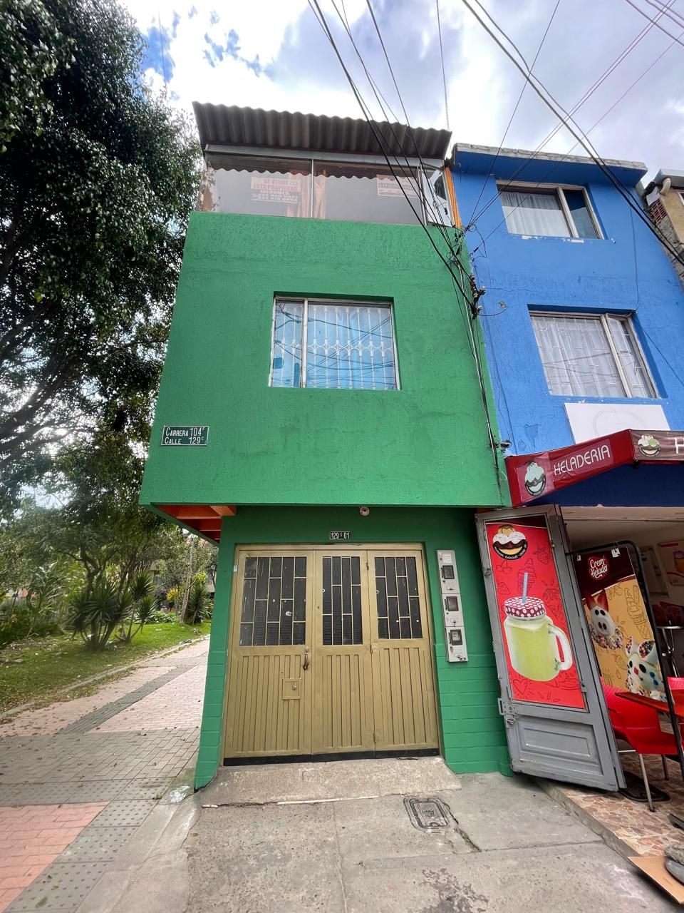 Casa en venta Cundinamarca Bogotá Aures 120 m2 Habitaciones 5 Baños 3 Garajes 1 Precio $320000000