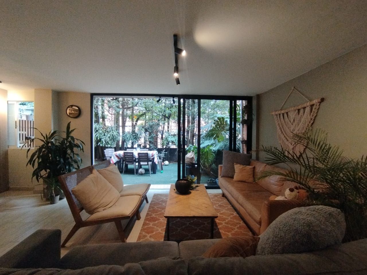 Casa en arriendo o venta Antioquia Medellín Doña Maria 156 m2 Habitaciones 4 Baños 4 Garajes 2 Precio venta $895000000 Precio arriendo $7100000