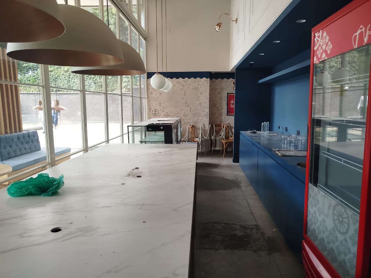 Local en arriendo Antioquia Medellín Cerro El Volador 230 m2 Habitaciones 0 Baños 2 Garajes 0 Precio $15300000