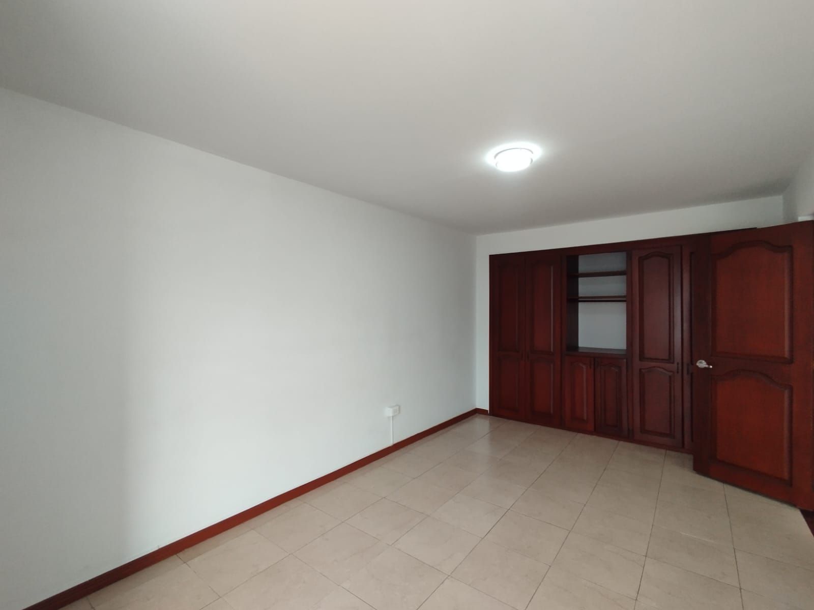 Casa en arriendo Risaralda Pereira Maraya 194 m2 Habitaciones 6 Baños 3 Garajes 1 Precio $5500000