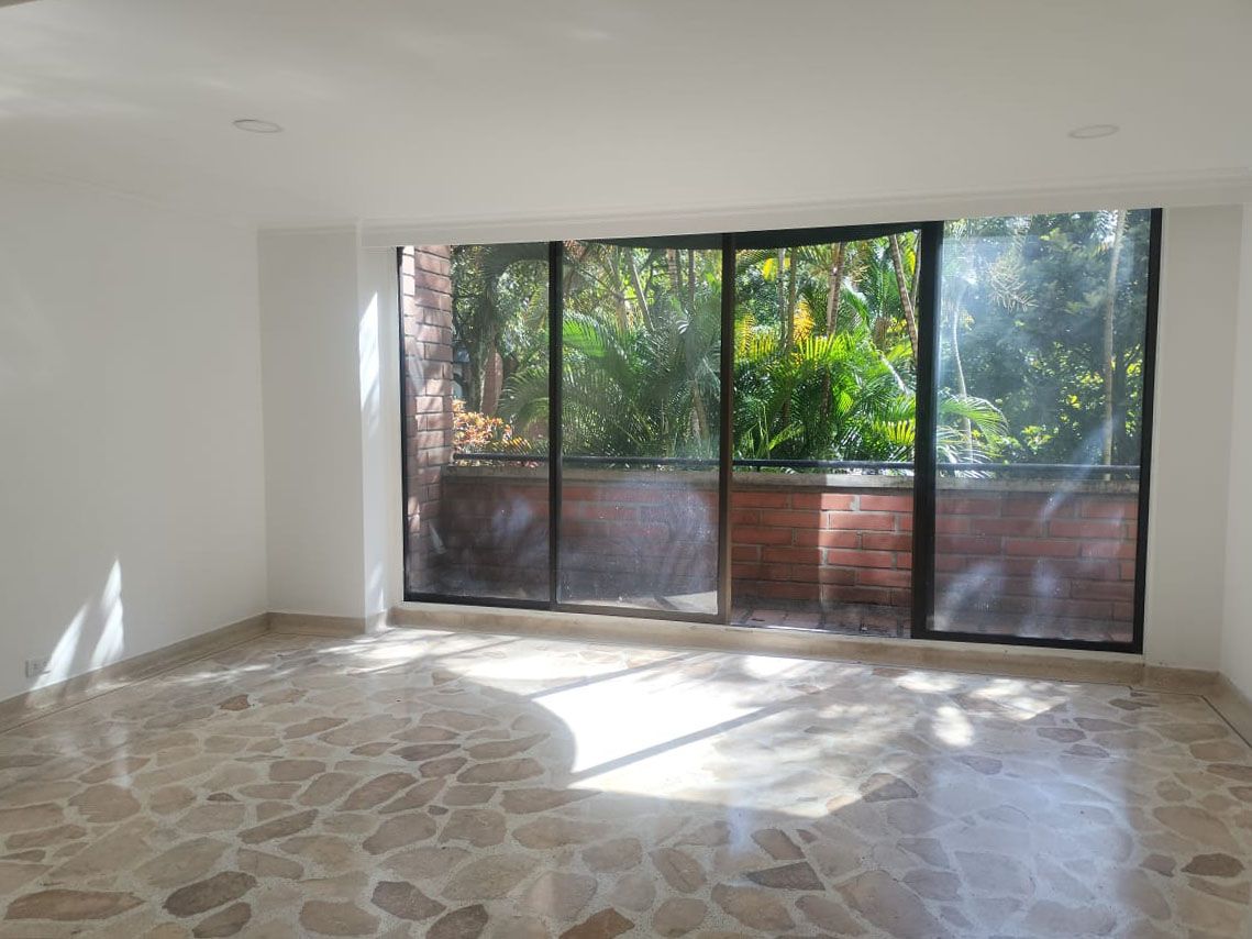 Apartamento en venta Antioquia Medellín Doña Maria 239 m2 Habitaciones 4 Baños 3 Garajes 2 Precio $1400000000
