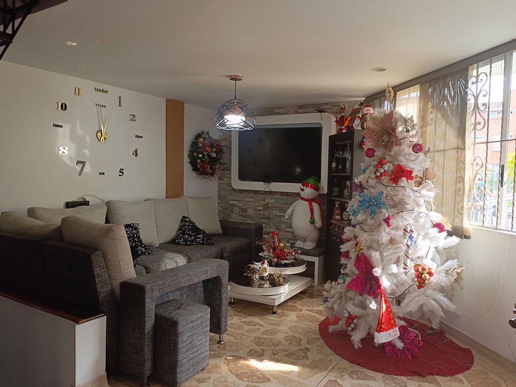 Casa en venta Antioquia Medellín La Palma 176 m2 Habitaciones 4 Baños 3 Garajes 2 Precio $755000000