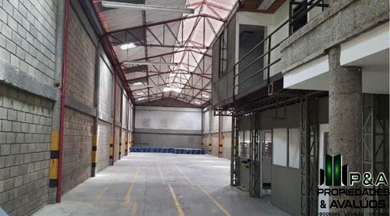 Bodega en arriendo Antioquia Medellín Santa Rosa De Lima 615 m2 Habitaciones 0 Baños 3 Garajes 0 Precio $18000000