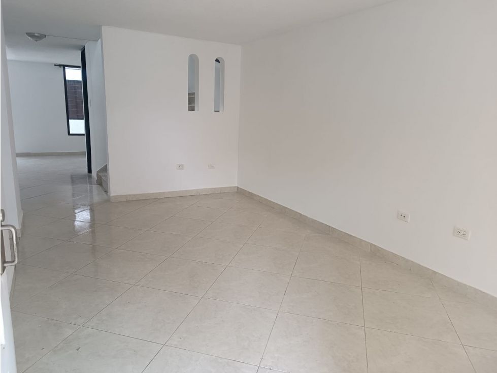 Casa en venta Valle Del Cauca Tuluá Alvernia 180 m2 Habitaciones 4 Baños 4 Garajes 1 Precio $495000000