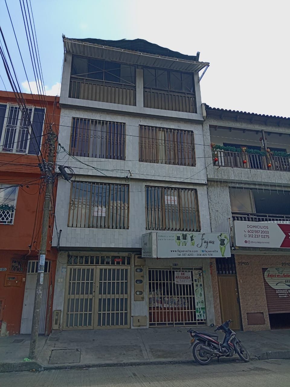 Edificio en venta Valle Del Cauca Cali Bretaña 500 m2 Habitaciones 9 Baños 5 Garajes 1 Precio $800000000