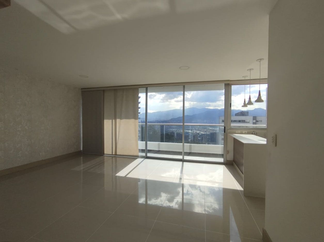 Apartamento en arriendo Antioquia Medellín Cerro El Volador 87 m2 Habitaciones 3 Baños 2 Garajes 1 Precio $4700000
