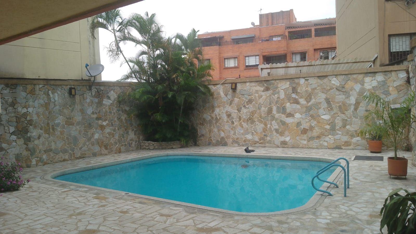 Casa en arriendo Valle Del Cauca Cali Santa Mónica 340 m2 Habitaciones 5 Baños 4 Garajes 2 Precio $4500000