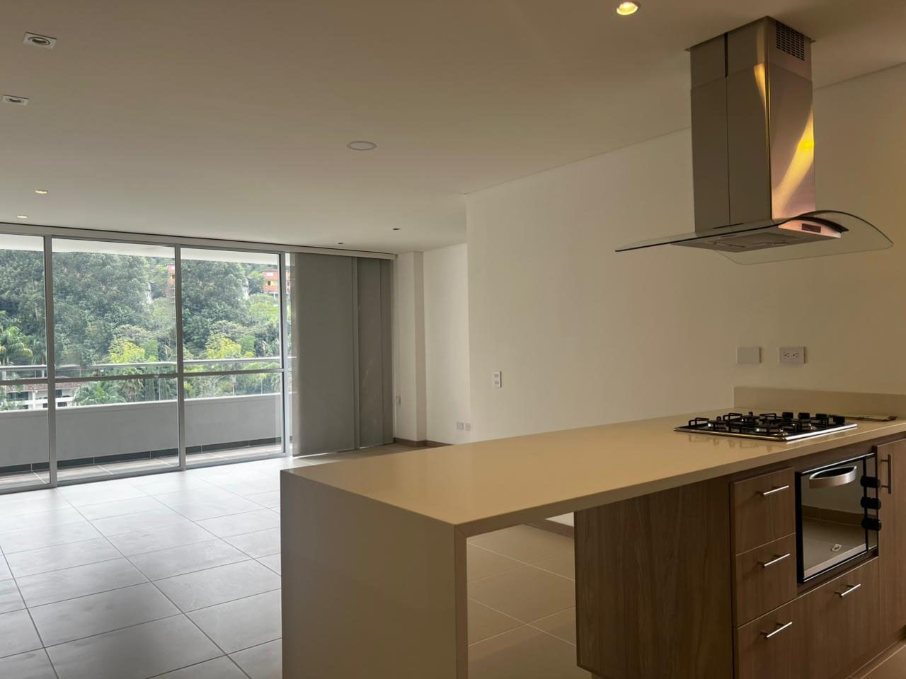 Apartamento en arriendo Antioquia Envigado El Chinguí 100 m2 Habitaciones 3 Baños 3 Garajes 2 Precio $4050000
