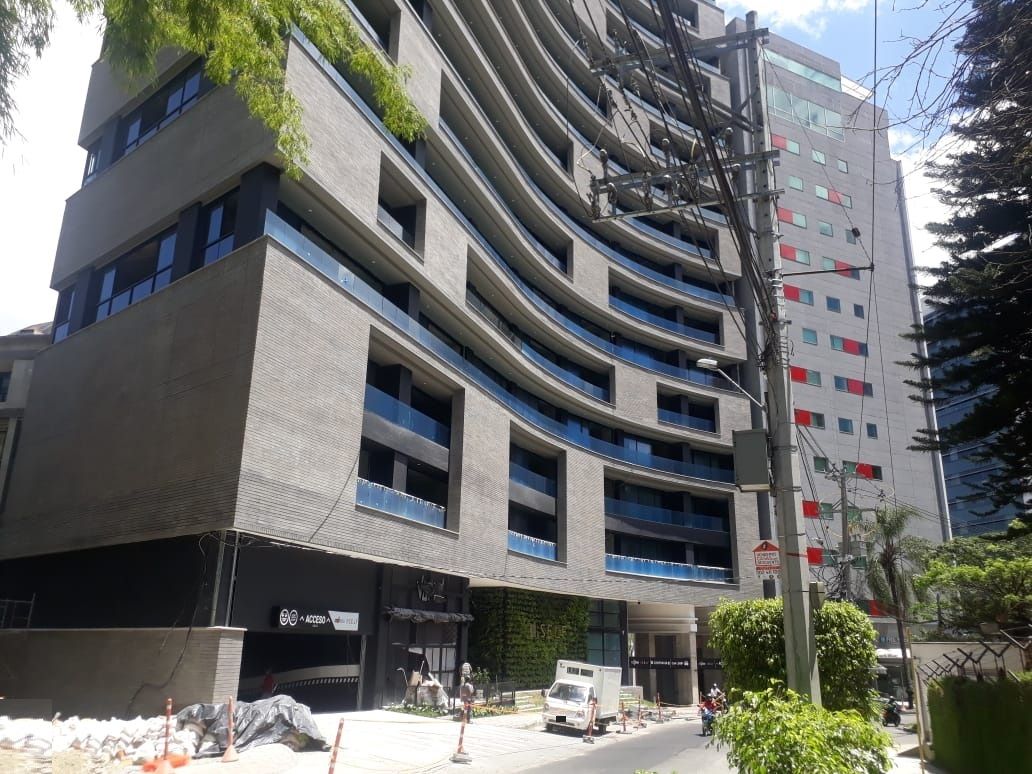 Oficina en arriendo Antioquia Medellín Los Balsos No2 365 m2 Habitaciones 0 Baños 0 Garajes 3 Precio $41300000