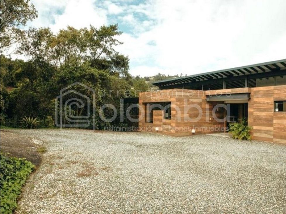Casa en venta Antioquia Envigado Envigado 286 m2 Habitaciones 2 Baños 4 Garajes 2 Precio $3100000000
