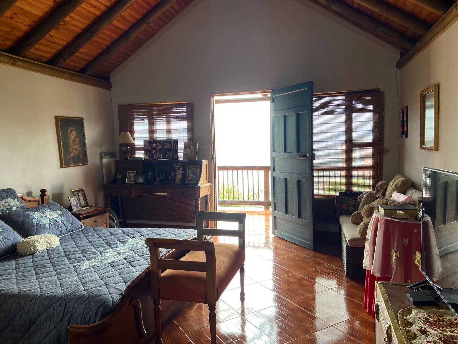 Casa en arriendo Antioquia Sabaneta Los Alcázares 320 m2 Habitaciones 4 Baños 3 Garajes 2 Precio $21500000