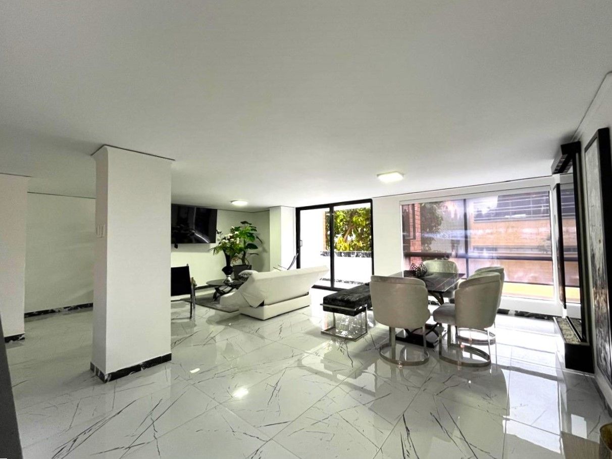 Apartamento en arriendo o venta Antioquia Medellín Doña Maria 127 m2 Habitaciones 3 Baños 2 Garajes 2 Precio venta $1110000000 Precio arriendo $8200000