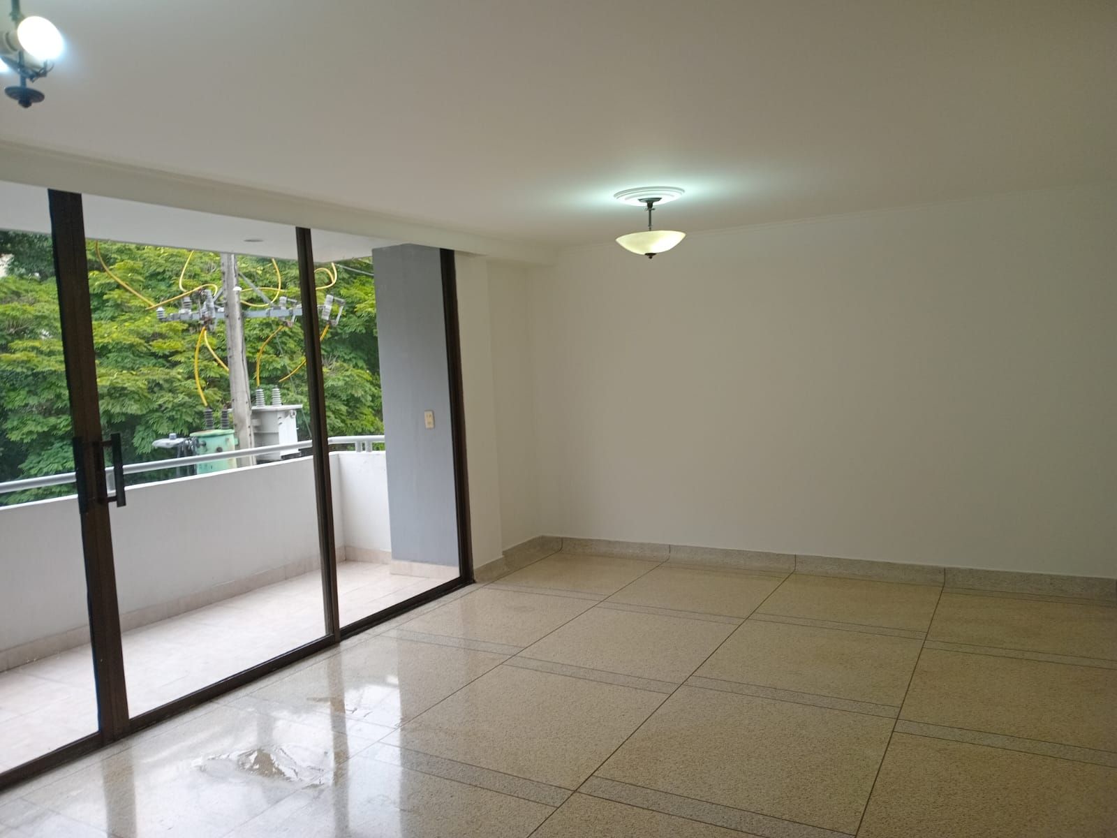 Apartamento en arriendo Antioquia Medellín Doña Maria 110 m2 Habitaciones 3 Baños 2 Garajes 1 Precio $3700000