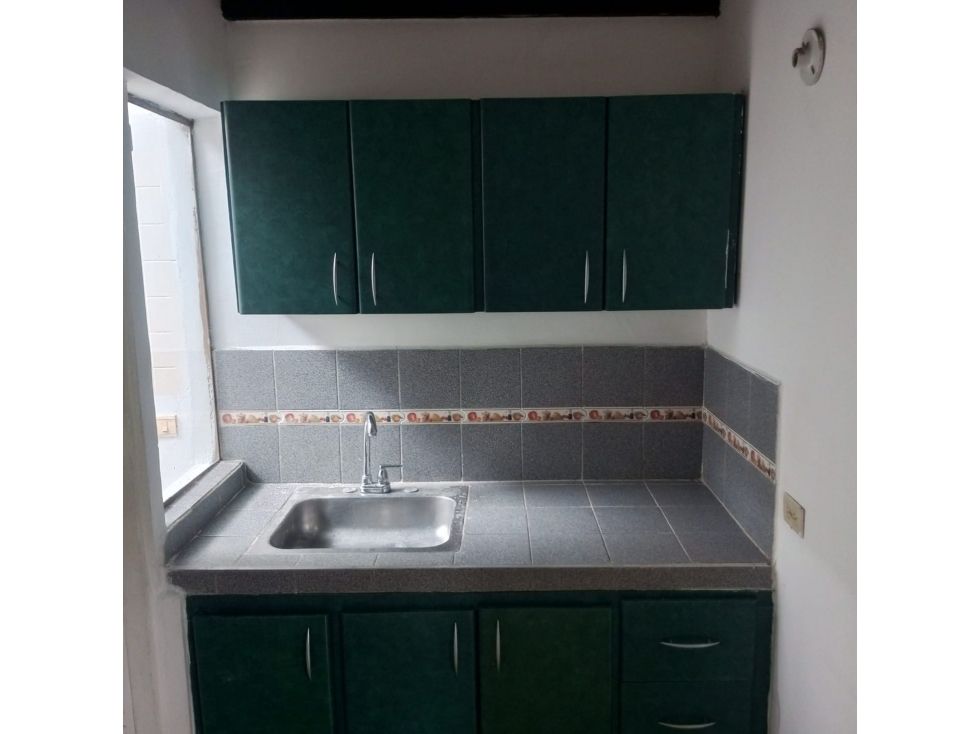 Apartaestudio en arriendo Caldas Manizales Las Colinas 40 m2 Habitaciones 1 Baños 1 Garajes 0 Precio $530000