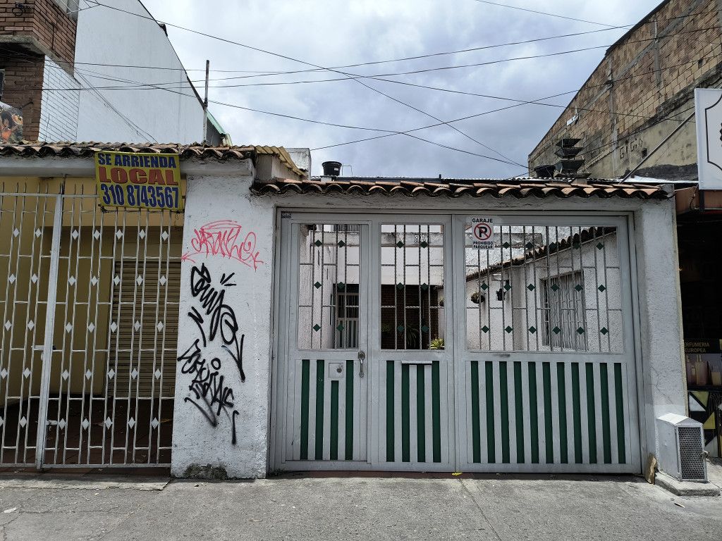 Casa en venta Cundinamarca Bogotá La Soledad Norte 120 m2 Habitaciones 3 Baños 2 Garajes 2 Precio $965000000