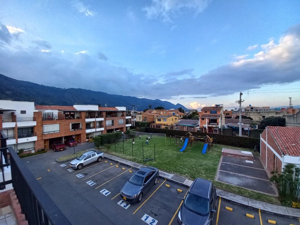 Casa en venta Cundinamarca Cota Cota 212 m2 Habitaciones 4 Baños 4 Garajes 2 Precio $645000000