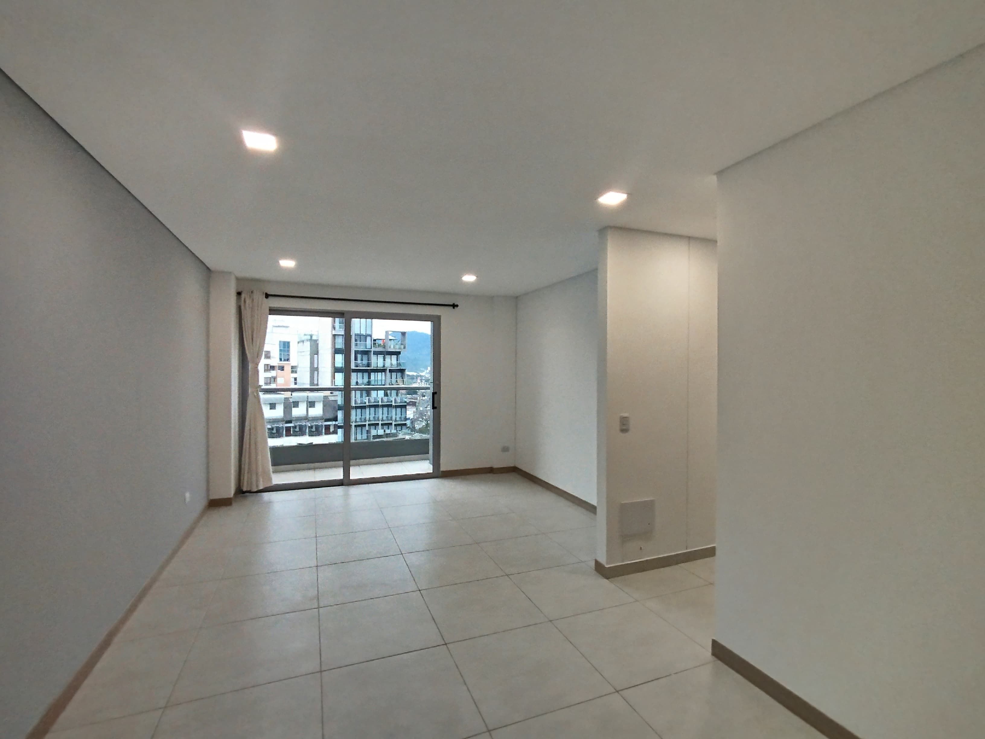 Apartamento en arriendo o venta Risaralda Pereira Los Alpes 90 m2 Habitaciones 3 Baños 2 Garajes 1 Precio venta $600000000 Precio arriendo $3680000