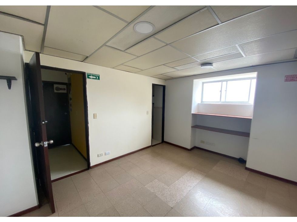Oficina en arriendo Caldas Manizales El Centro 19 m2 Habitaciones 0 Baños 1 Garajes 0 Precio $970000
