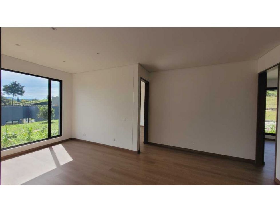 Casa Campestre en arriendo Antioquia El Retiro El Carmen 375 m2 Habitaciones 3 Baños 4 Garajes 2 Precio $20000000