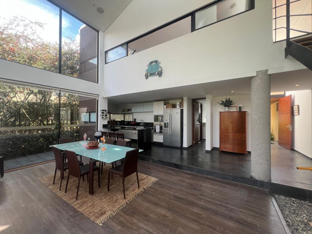 Casa en venta Cundinamarca Sopó Sopó 345 m2 Habitaciones 4 Baños 4 Garajes 6 Precio $2000000000