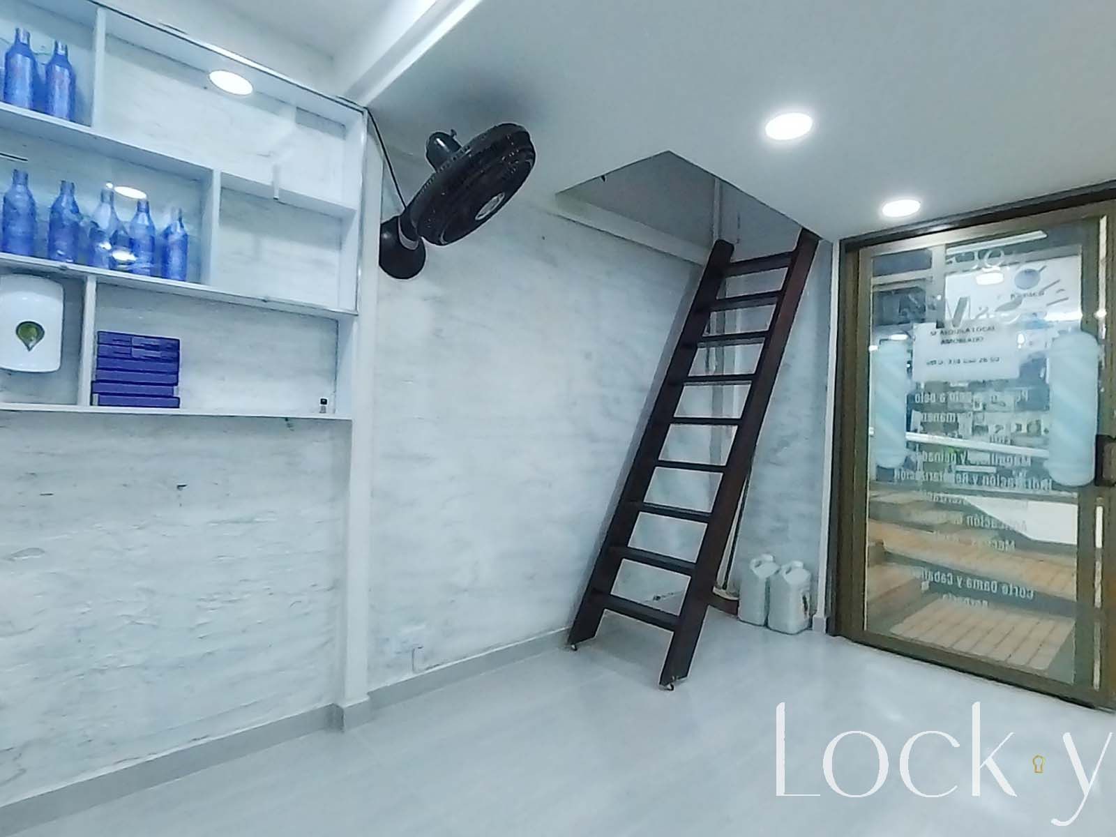 Local en venta Antioquia Medellín Lorena 15 m2 Habitaciones 0 Baños 0 Garajes 1 Precio $130000000