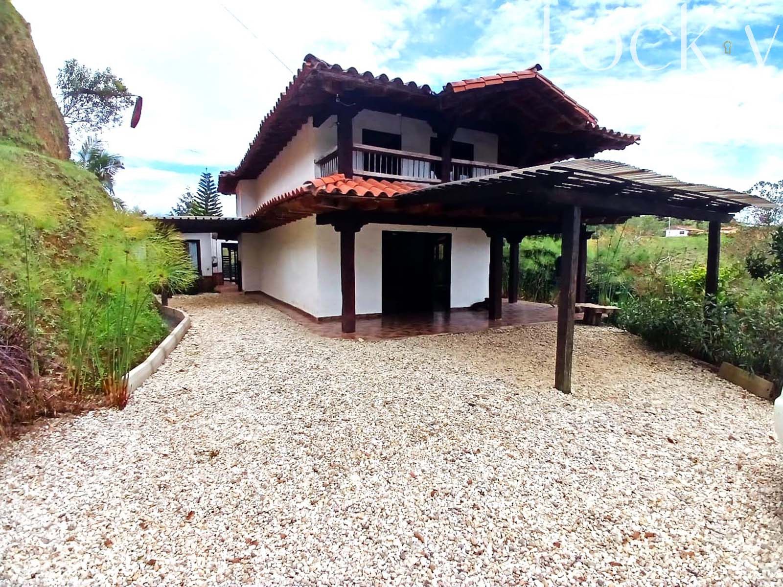 Casa en venta Antioquia Rionegro Centro 200 m2 Habitaciones 5 Baños 4 Garajes 4 Precio $610000000