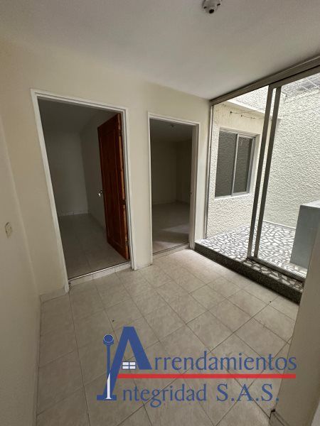 Apartamento en venta Antioquia Medellín Aures No1 75 m2 Habitaciones 3 Baños 2 Garajes 0 Precio $240000000