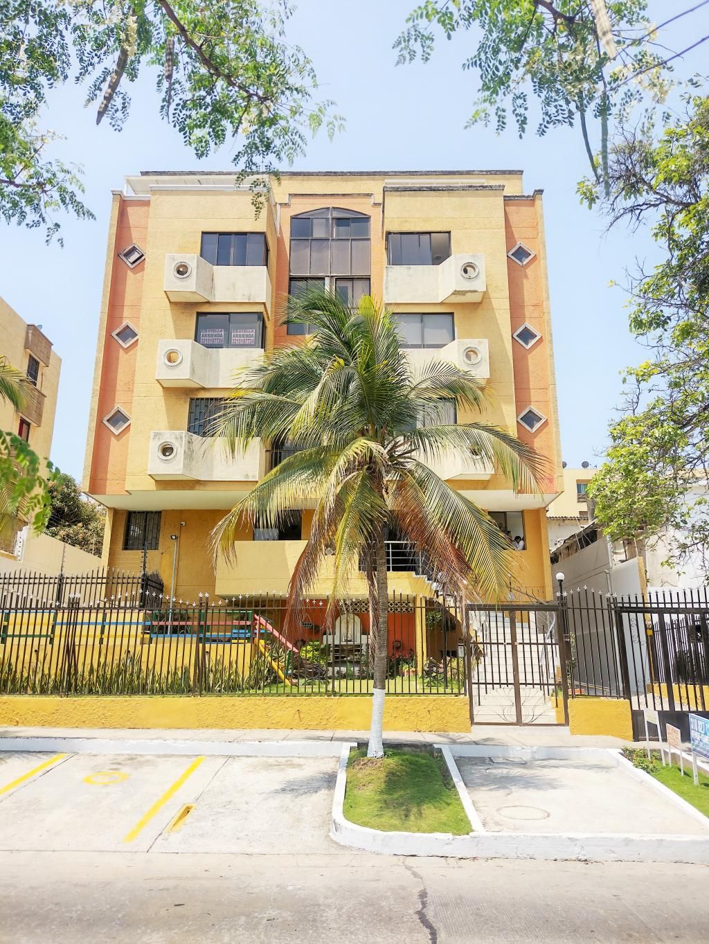 Apartamento en arriendo Atlántico Barranquilla El Prado 65 m2 Habitaciones 2 Baños 1 Garajes 1 Precio $1700000