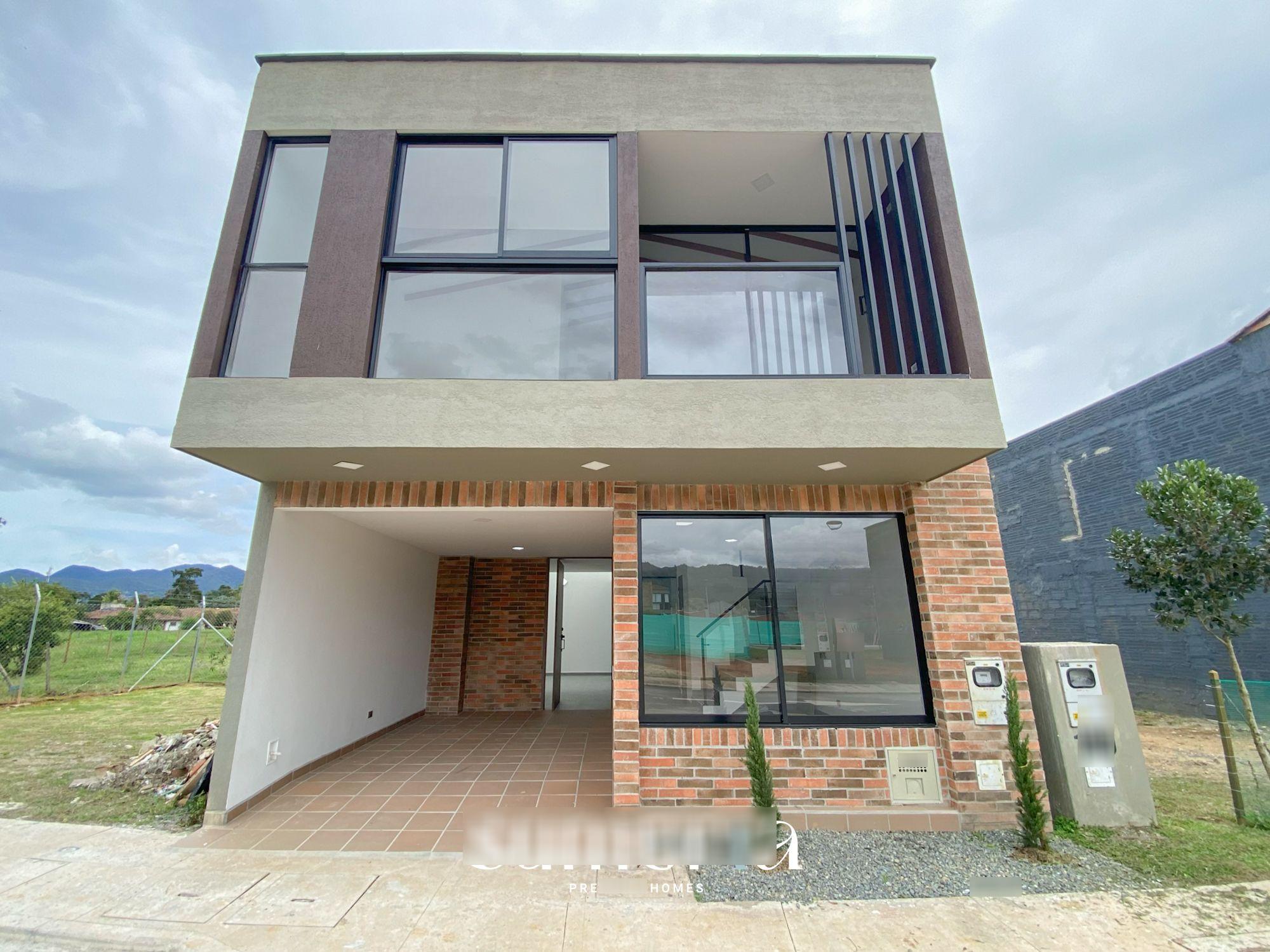 Casa en arriendo o venta Antioquia La Ceja La Floresta 147 m2 Habitaciones 3 Baños 3 Garajes 1 Precio venta $650000000 Precio arriendo $3300000