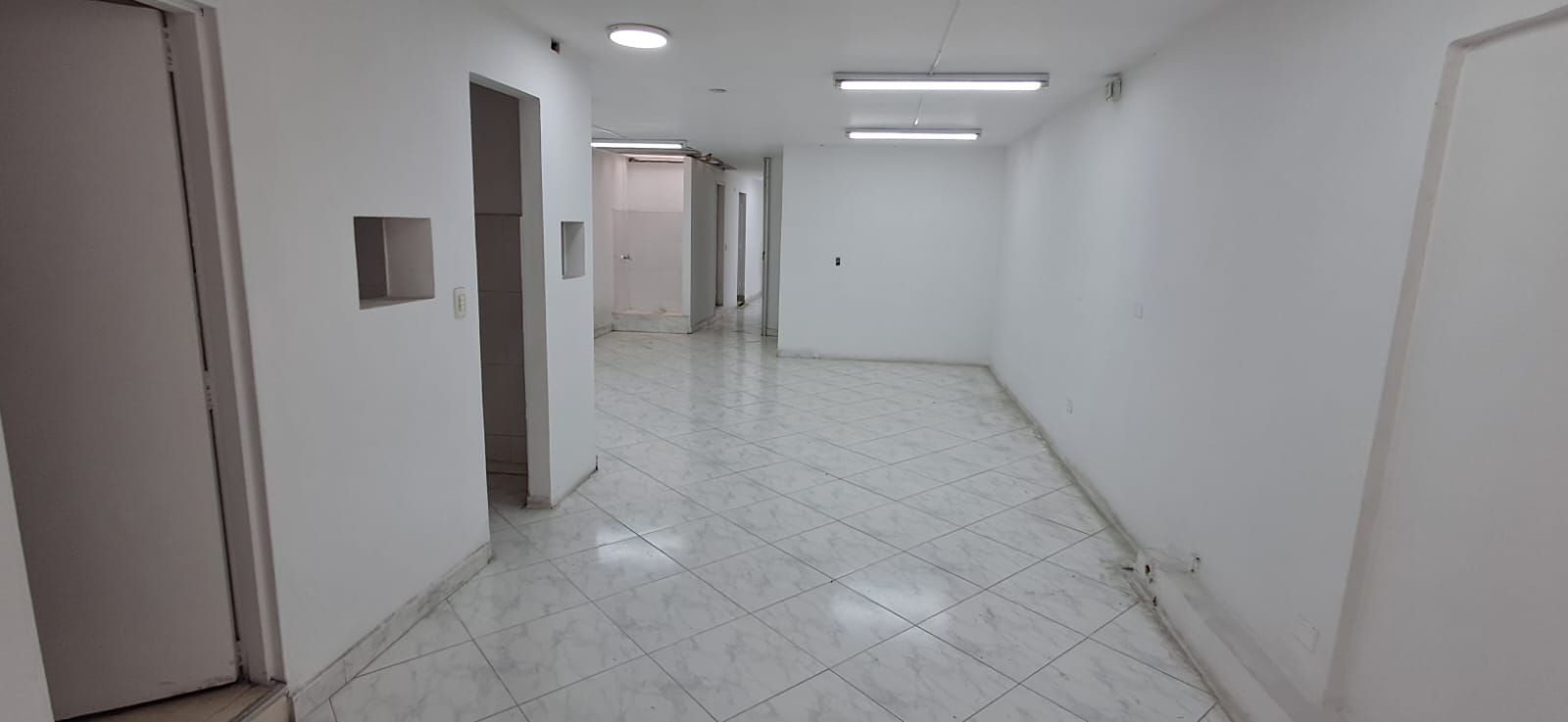 Casa en arriendo Antioquia Itagüí Centro 110 m2 Habitaciones 2 Baños 3 Garajes 0 Precio $2300000