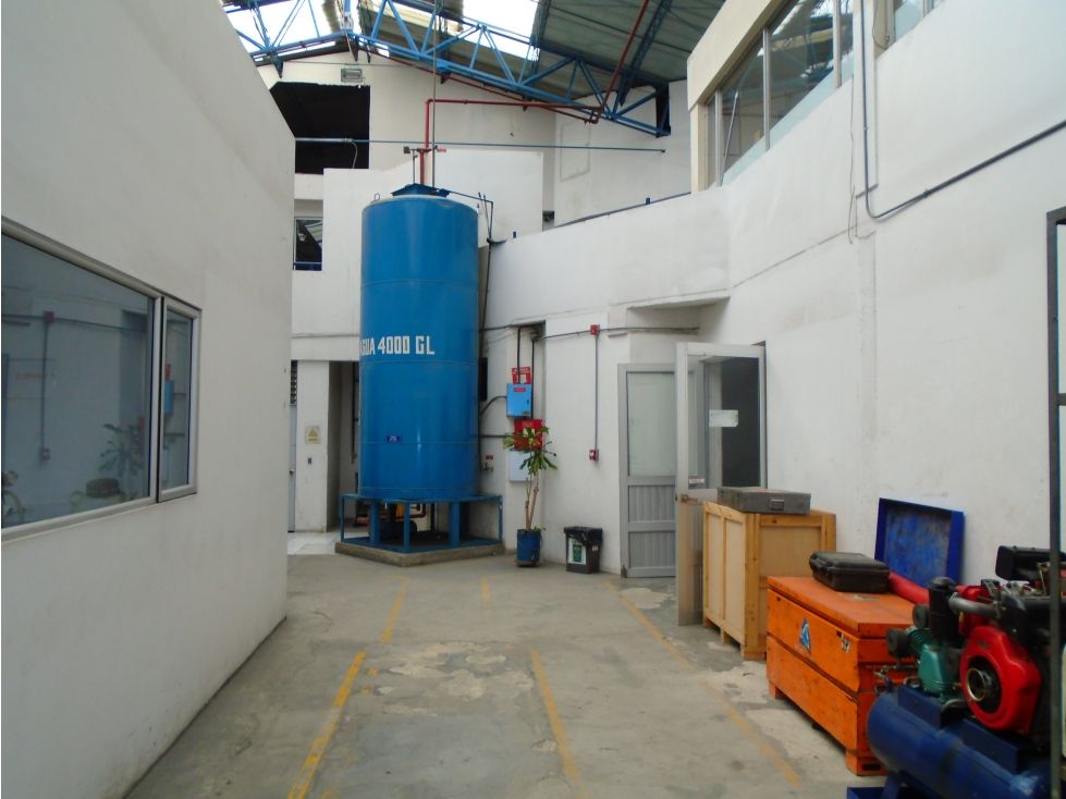 Bodega en venta Cundinamarca Bogotá Toberin 2500 m2 Habitaciones 0 Baños 2 Garajes 0 Precio $4500000000