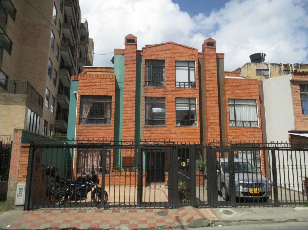 Casa en venta Cundinamarca Chía Los Sauces 122 m2 Habitaciones 3 Baños 3 Garajes 2 Precio $410000000