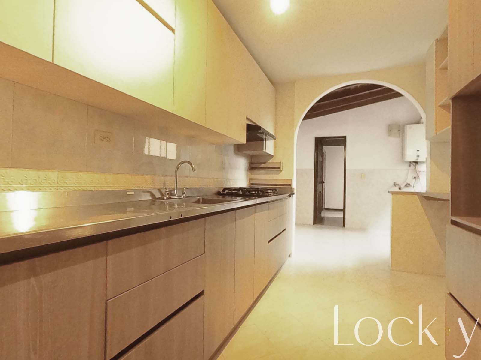 Apartamento en venta Antioquia Medellín Miravalle 154 m2 Habitaciones 4 Baños 3 Garajes 2 Precio $750000000