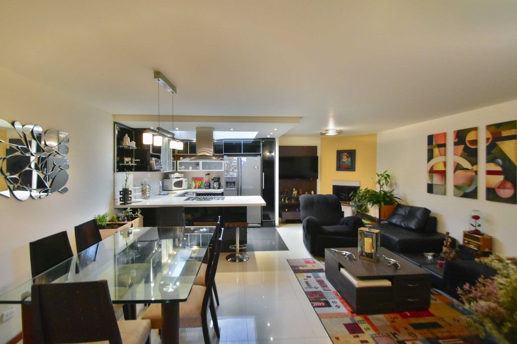 Casa en venta Cundinamarca Bogotá Cr Jardines De La Colina Et Ii 171 m2 Habitaciones 4 Baños 3 Garajes 2 Precio $830000000