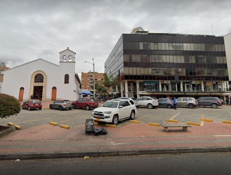 Oficina en arriendo Cundinamarca Bogotá Santa Barbara Occidental 32 m2 Habitaciones 0 Baños 1 Garajes 0 Precio $2000000